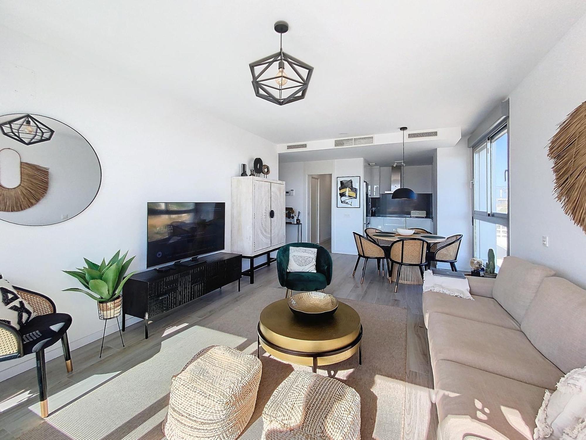 Oceana Views - Newly Built 3 Bedrooms - New Golden Mile Apartment *