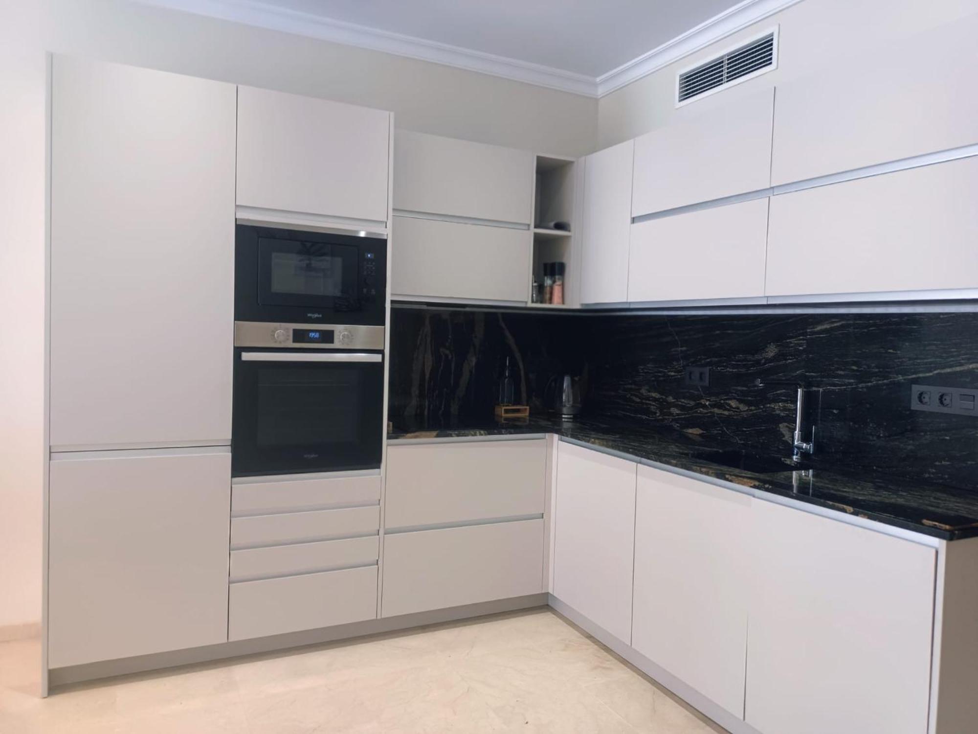 Park Apartment *
