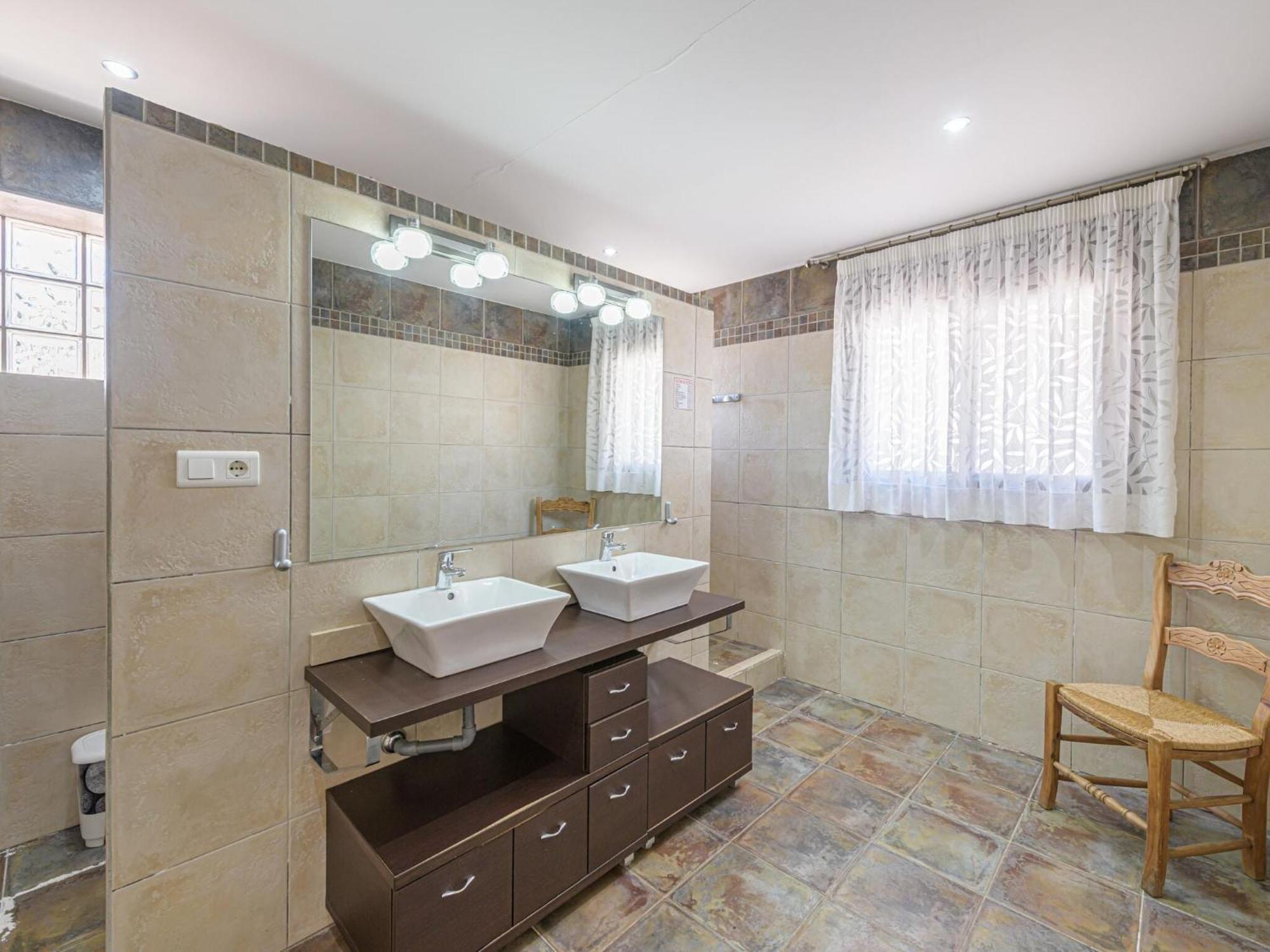 Lina - With Private Pool In