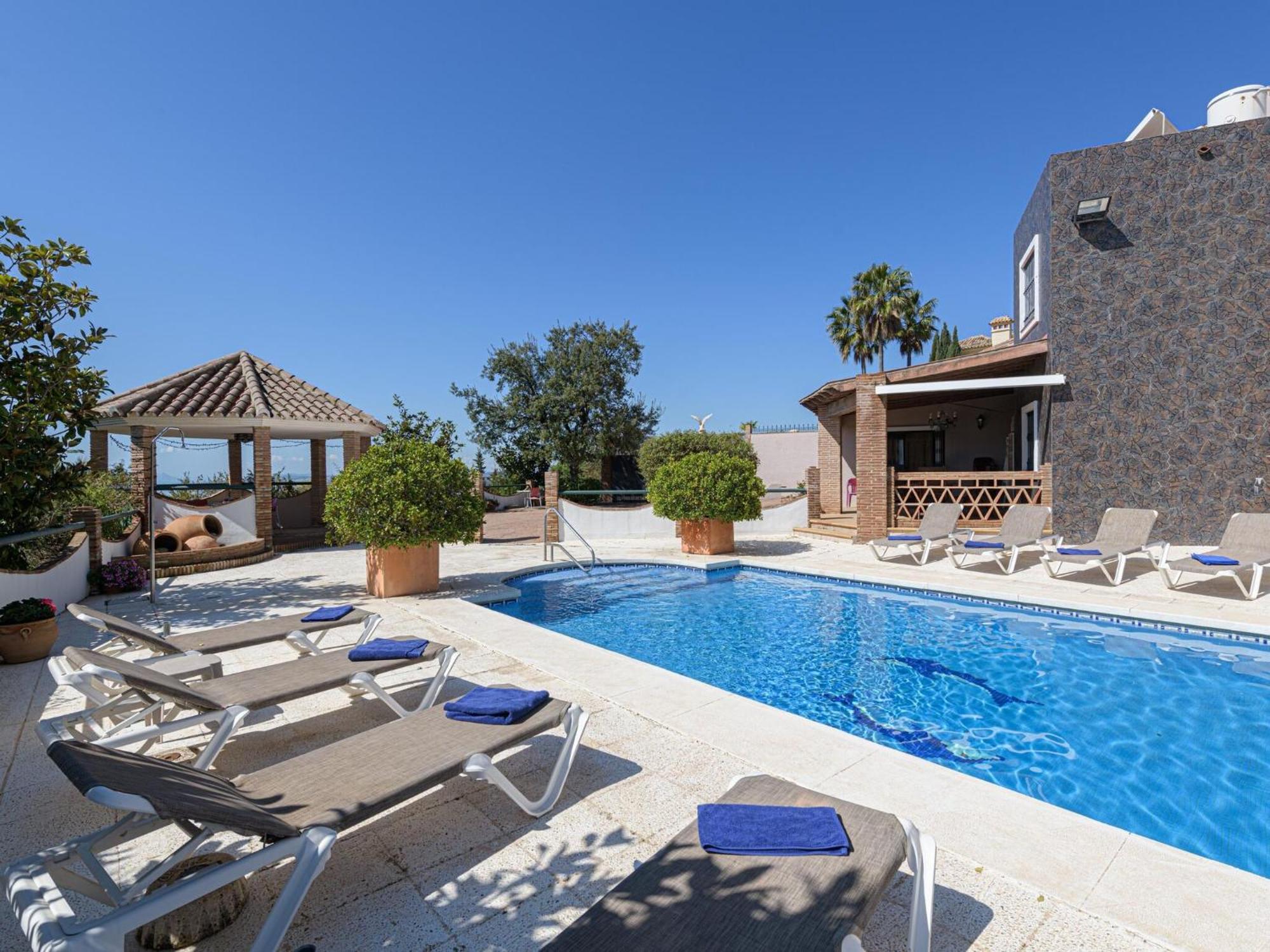 Villa Lina - With Private Pool In *