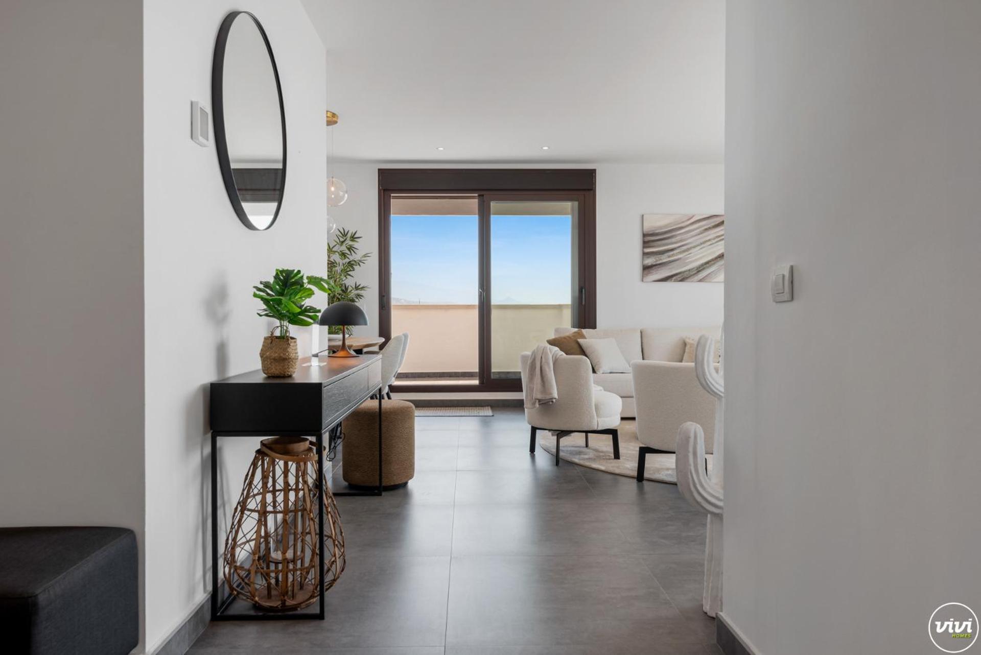 Vivi Homes - Casa Skye Pool, Terrace & Sea View Apartment Estepona