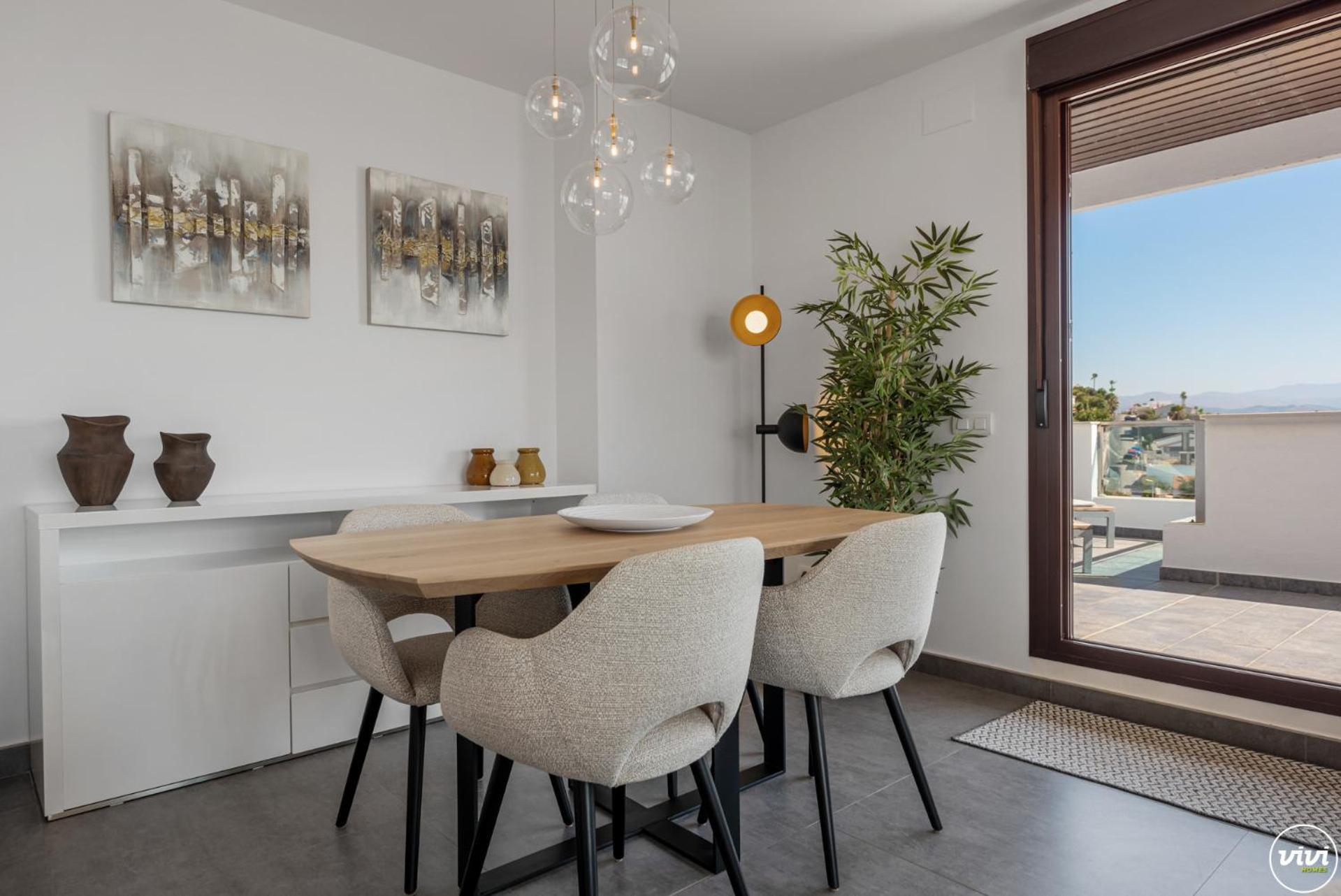Vivi Homes - Casa Skye Pool, Terrace & Sea View Apartment Estepona