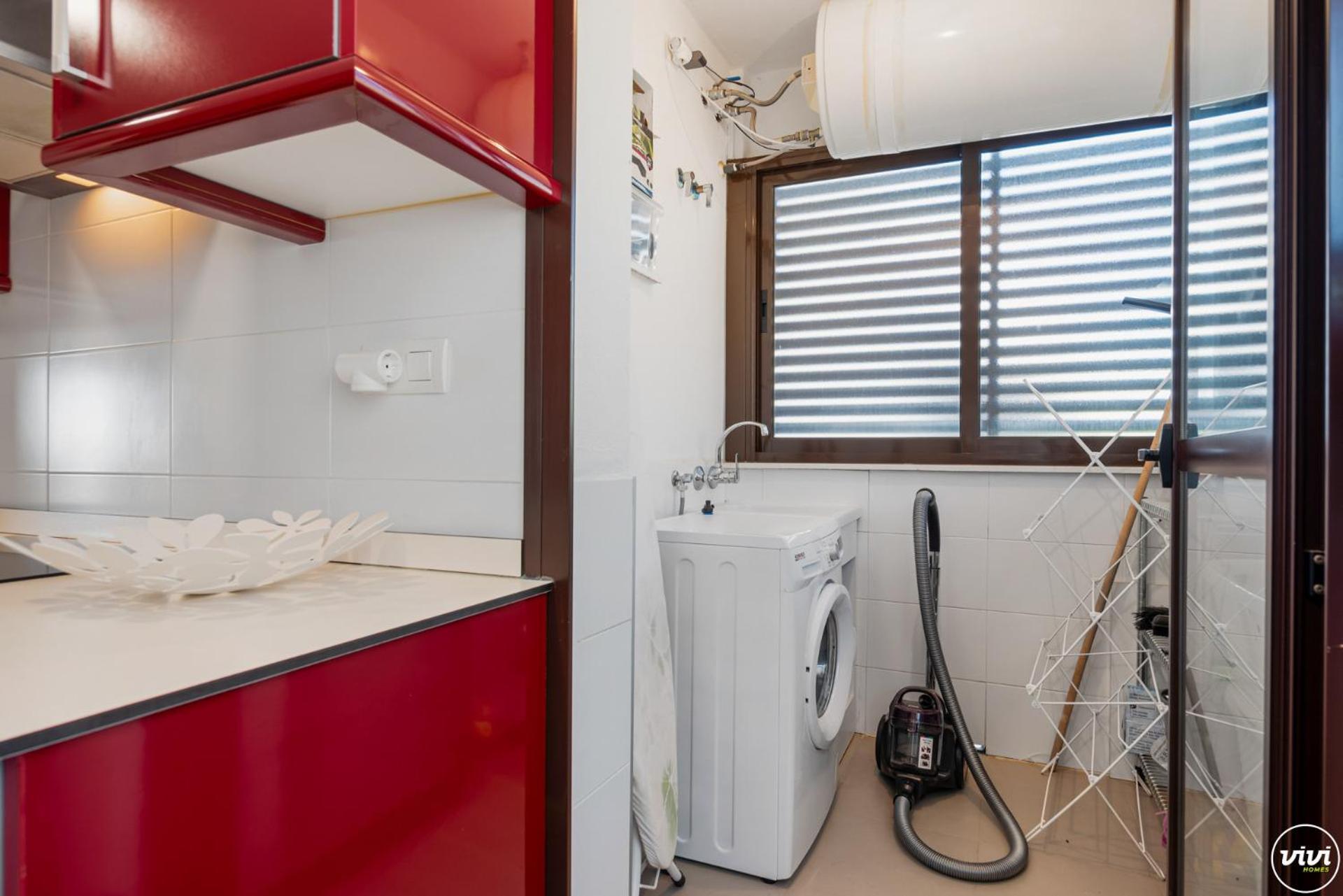 Vivi Homes - Casa Skye Pool, Terrace & Sea View * Estepona