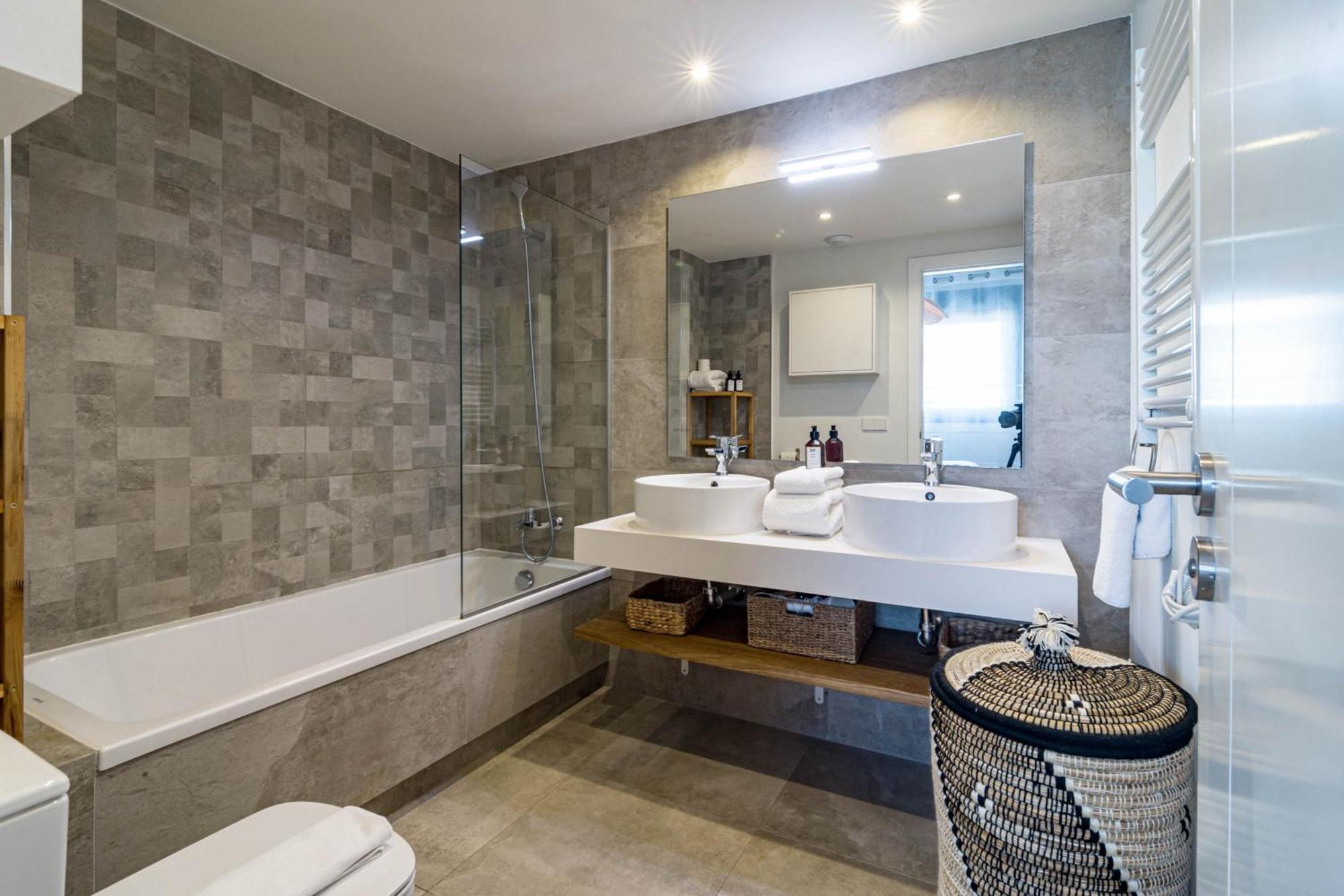 Apartment Inf31j - Stunning Next To