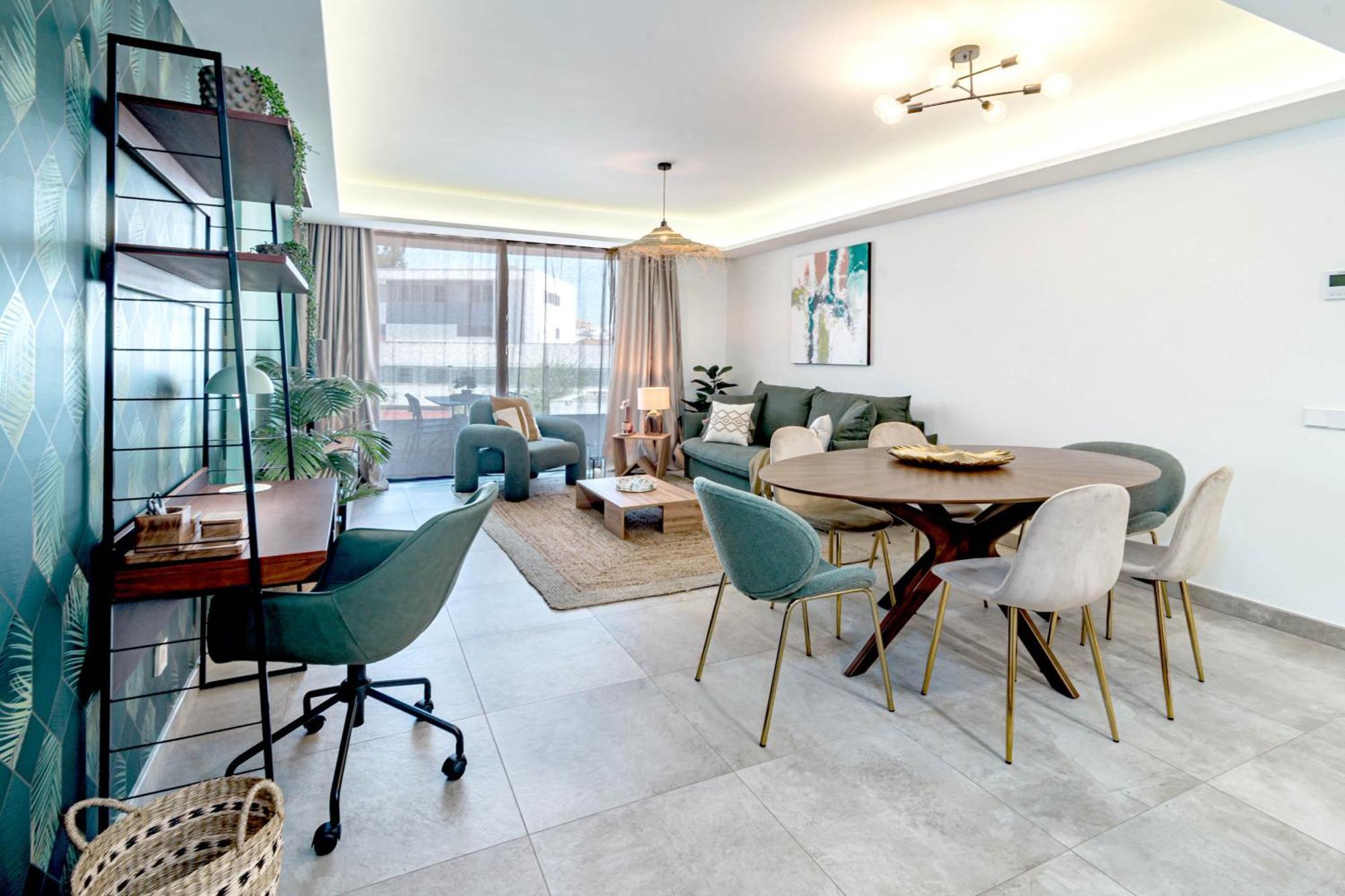 Apartment Inf31j - Stunning Next To *