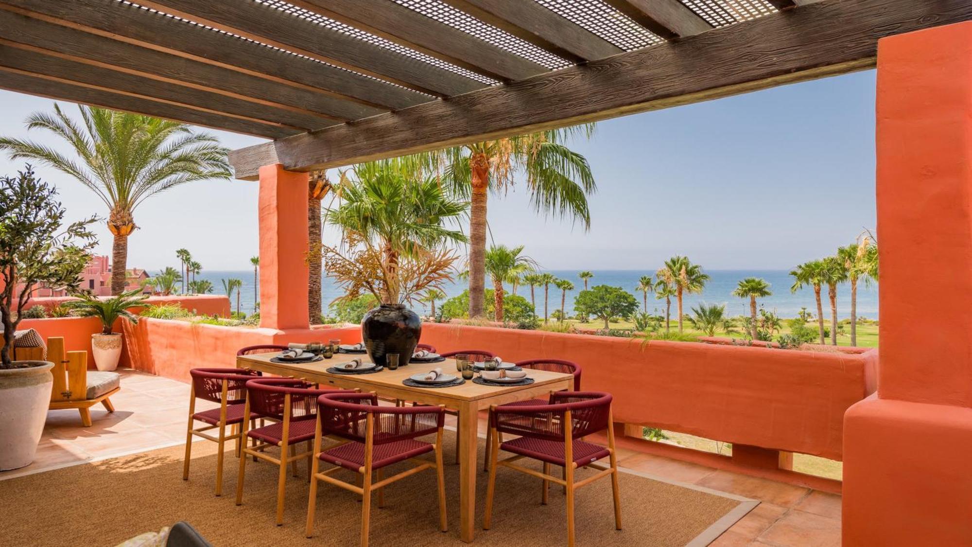 Vacation Marbella I The Signature Penthouse, Sea View, Sauna, Private Heated Jacuzzi, Cutting-edge Amenities Holiday home Estepona