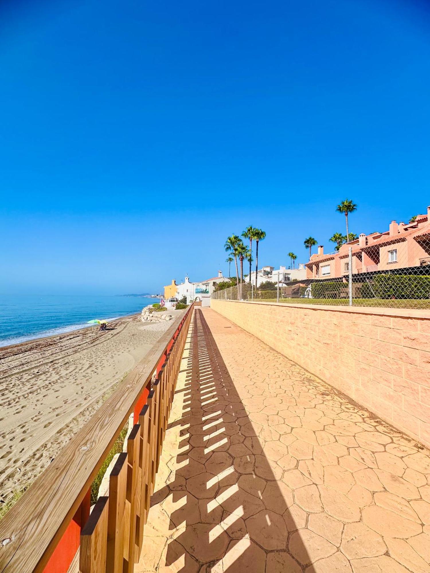 No1 - Beachfront Estepona, Close To Port, 2 Bedroom, 2 Bathroom, Sleeps 5