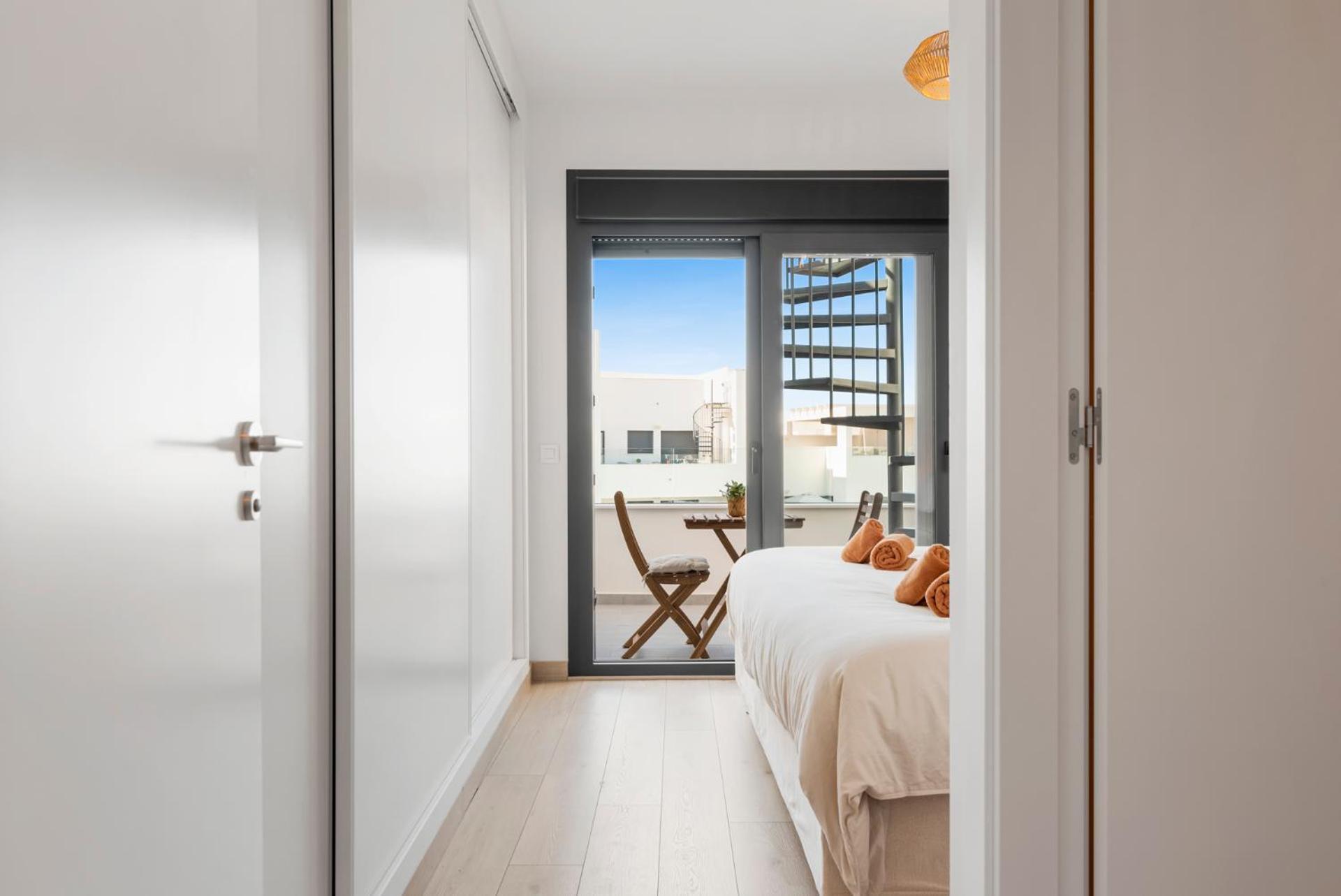 Luxury With Sunny Roof Terrace - Sonrisa *