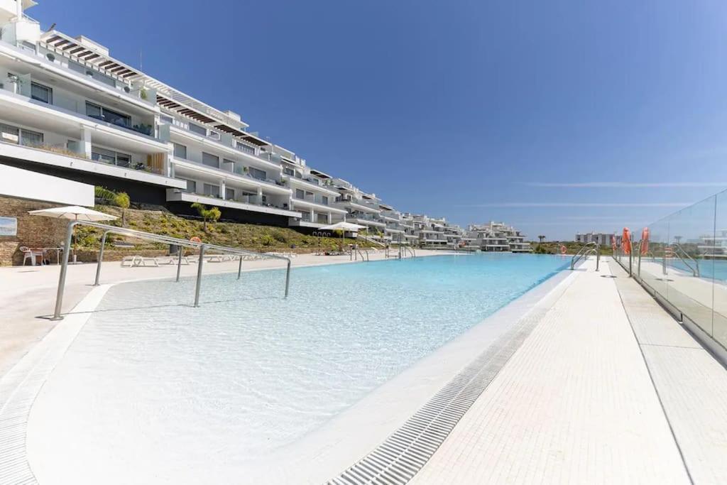 Stunning Three Bedroom Townhouse With Great Views!
