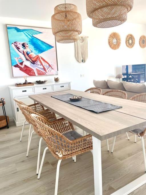 Stunning Three Bedroom Townhouse With Great Views! Apartment Estepona