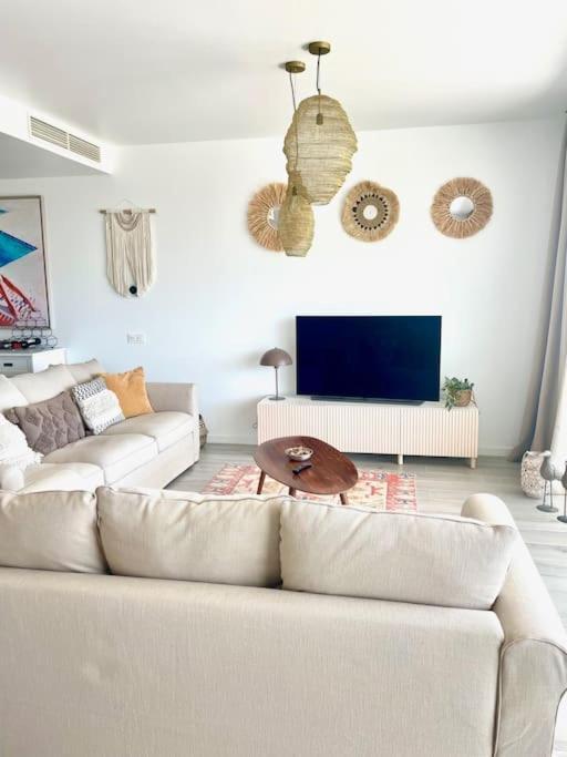 Apartment Stunning Three Bedroom Townhouse With Great Views! Estepona