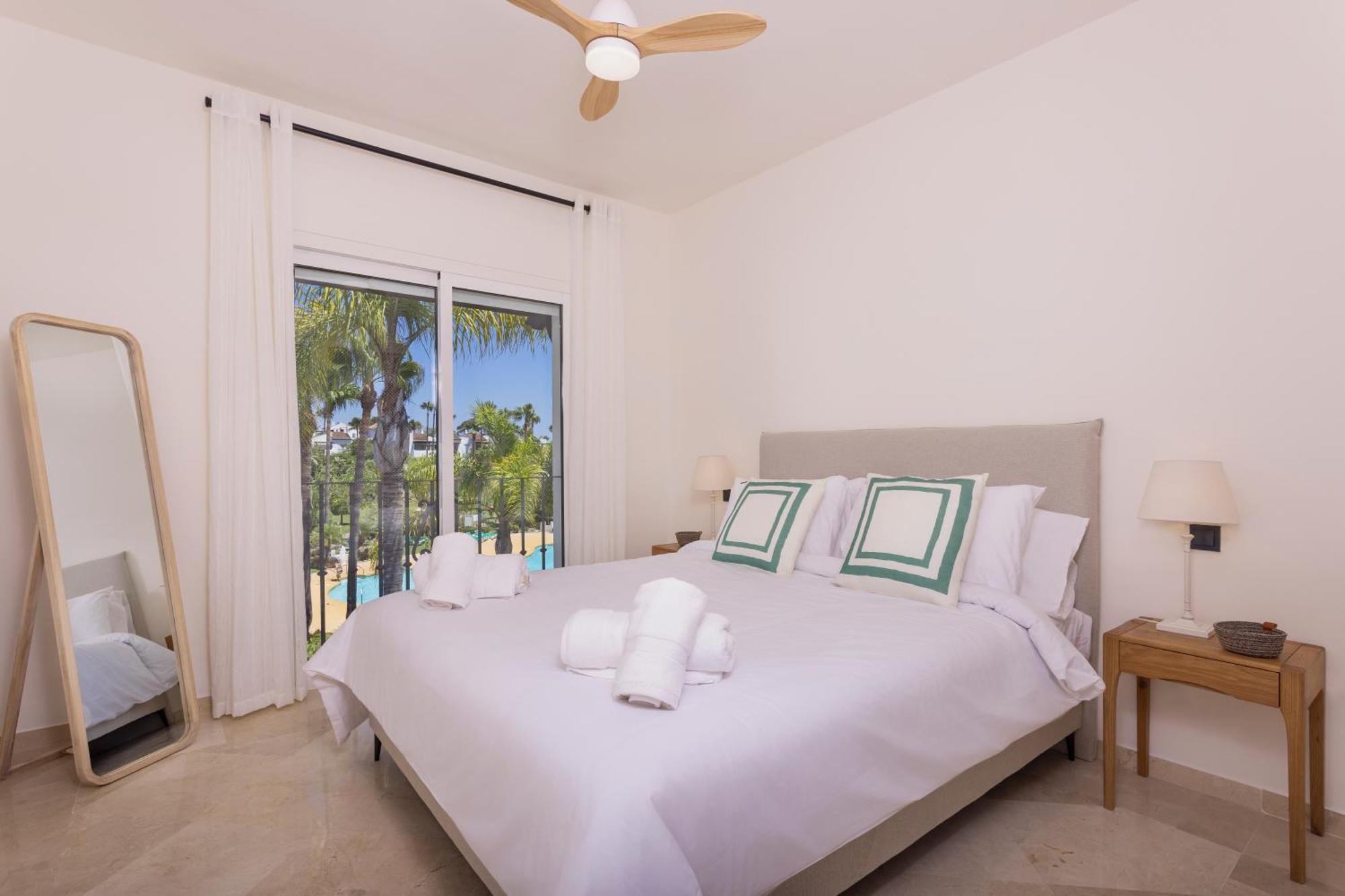 2 Bedroom 2 Bathroom Penthouse