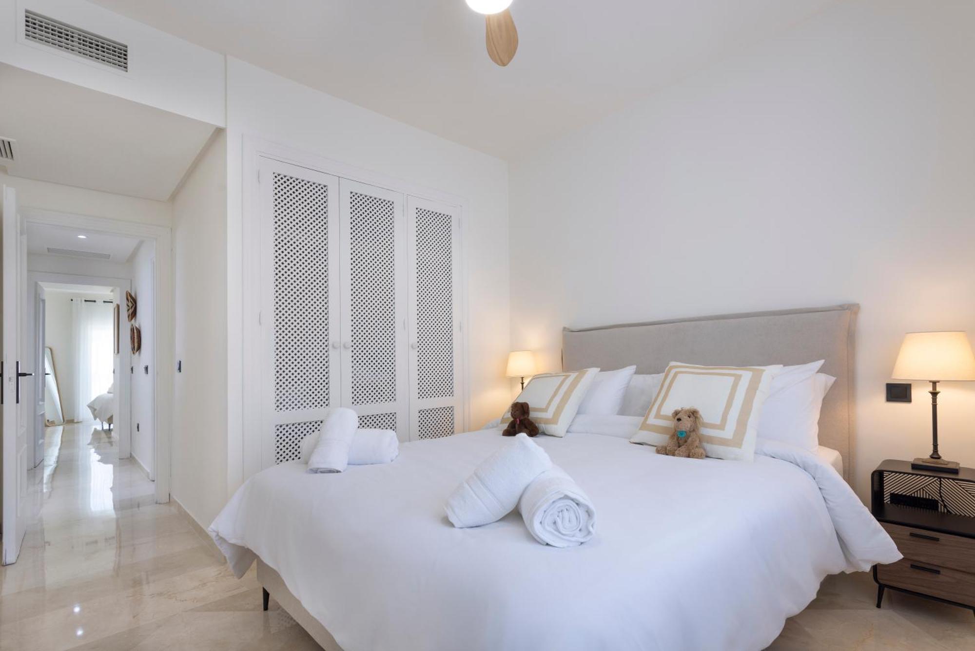 2 Bedroom 2 Bathroom Penthouse Apartment Estepona