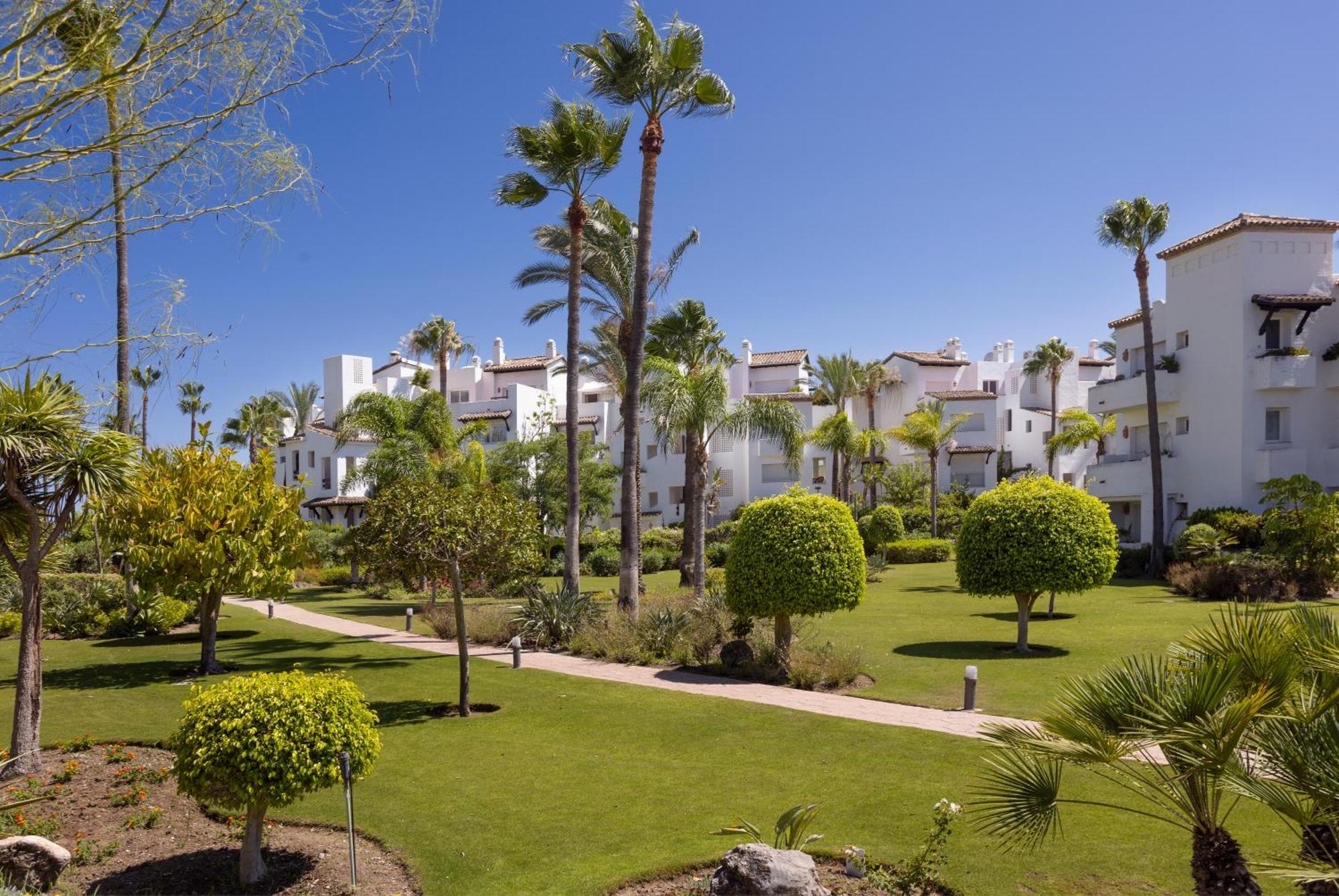 2 Bedroom 2 Bathroom Penthouse * Estepona