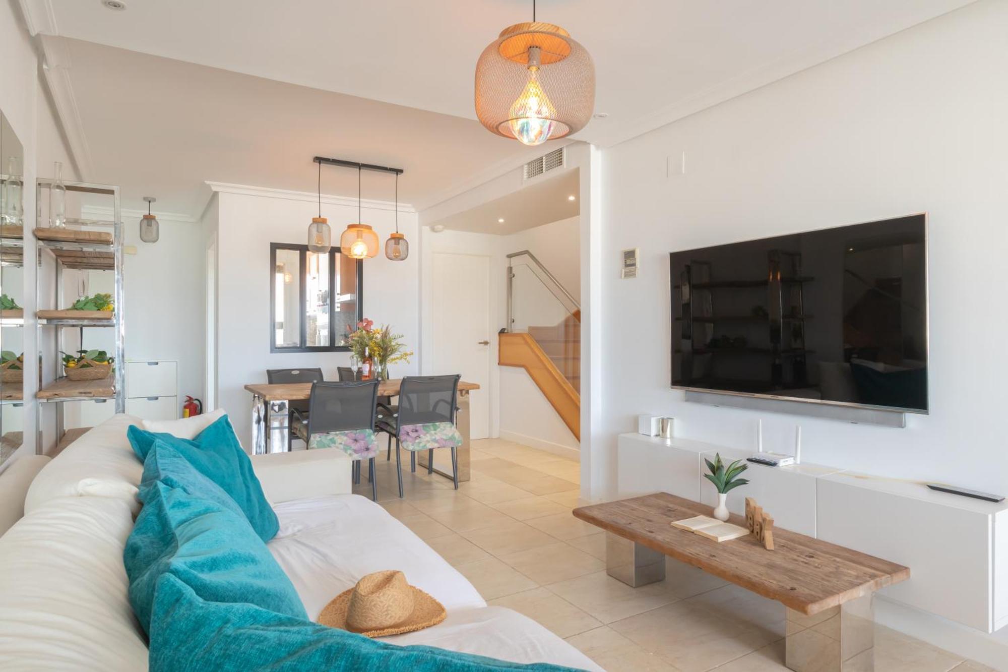 Sunset Luxury Penthouse - Happy Apartment