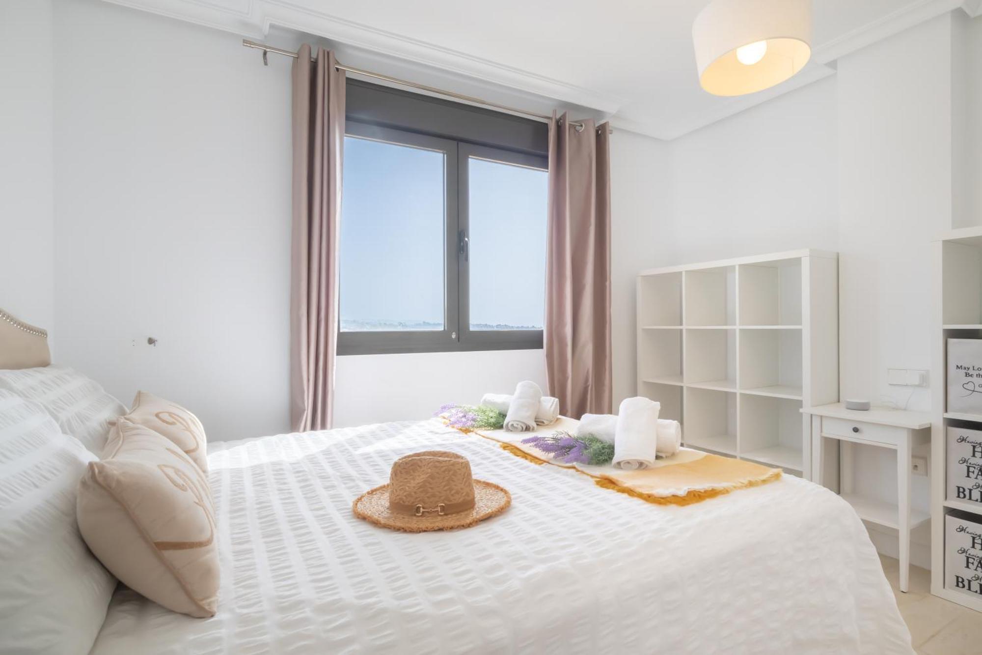 Sunset Luxury Penthouse - Happy Apartment *