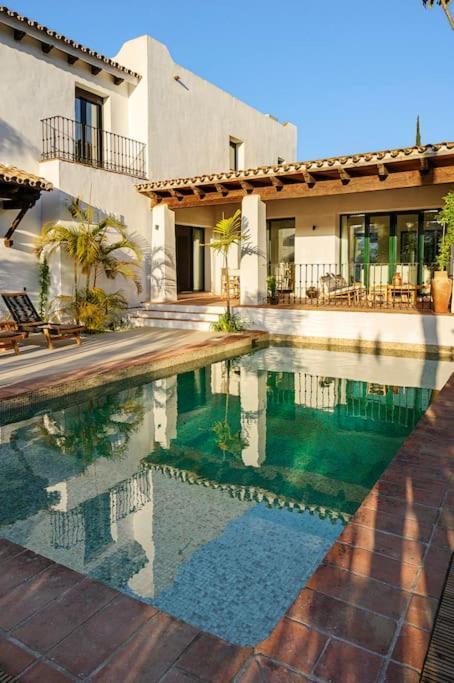 Villa Jasmines The Perfect For Relaxation And Chilling Estepona