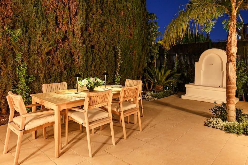 Jasmines The Perfect For Relaxation And Chilling * Estepona