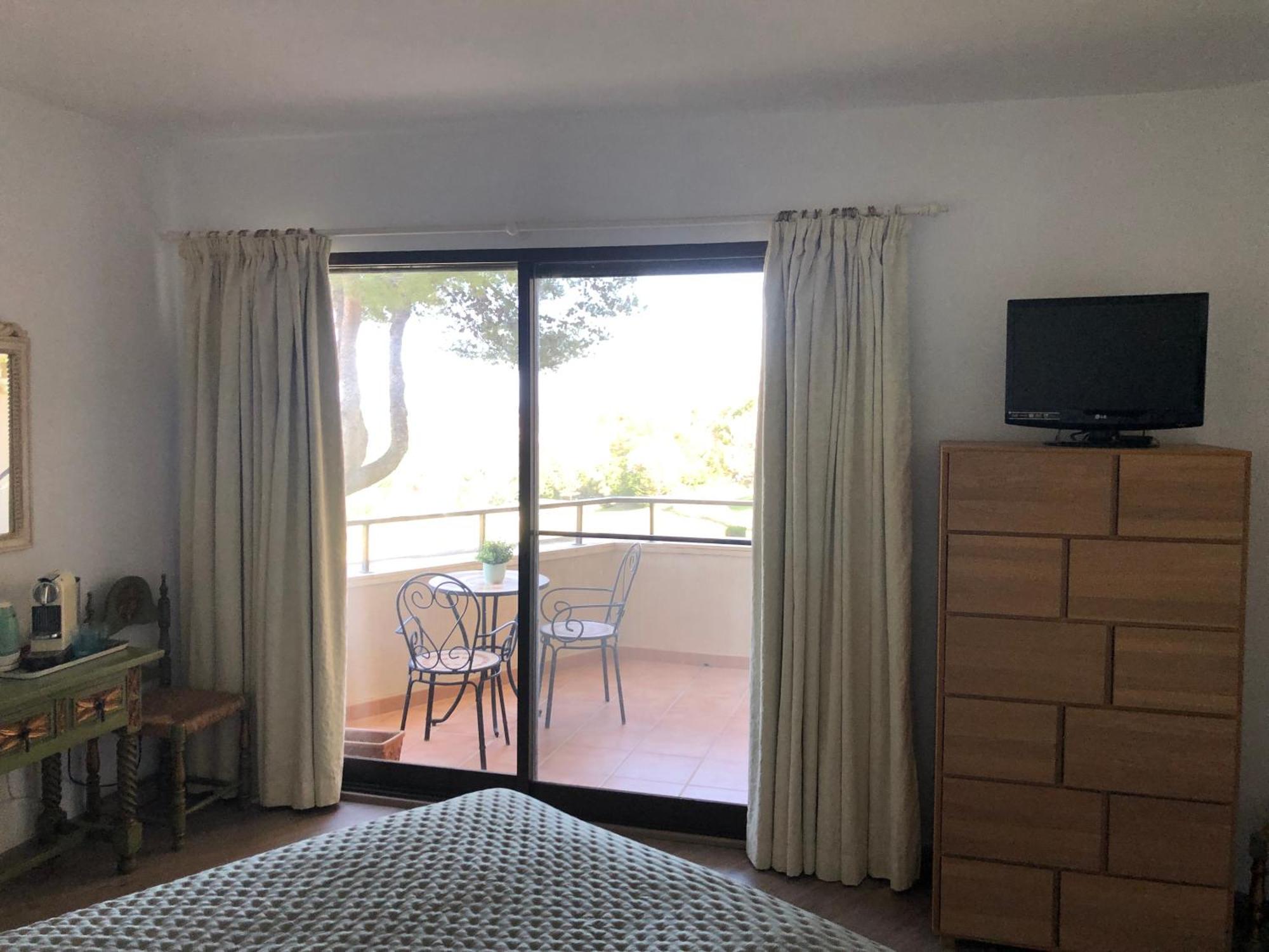 Hospedagem domiciliar Deluxe Con Bano Privado En Atalaya Apartagolf, *