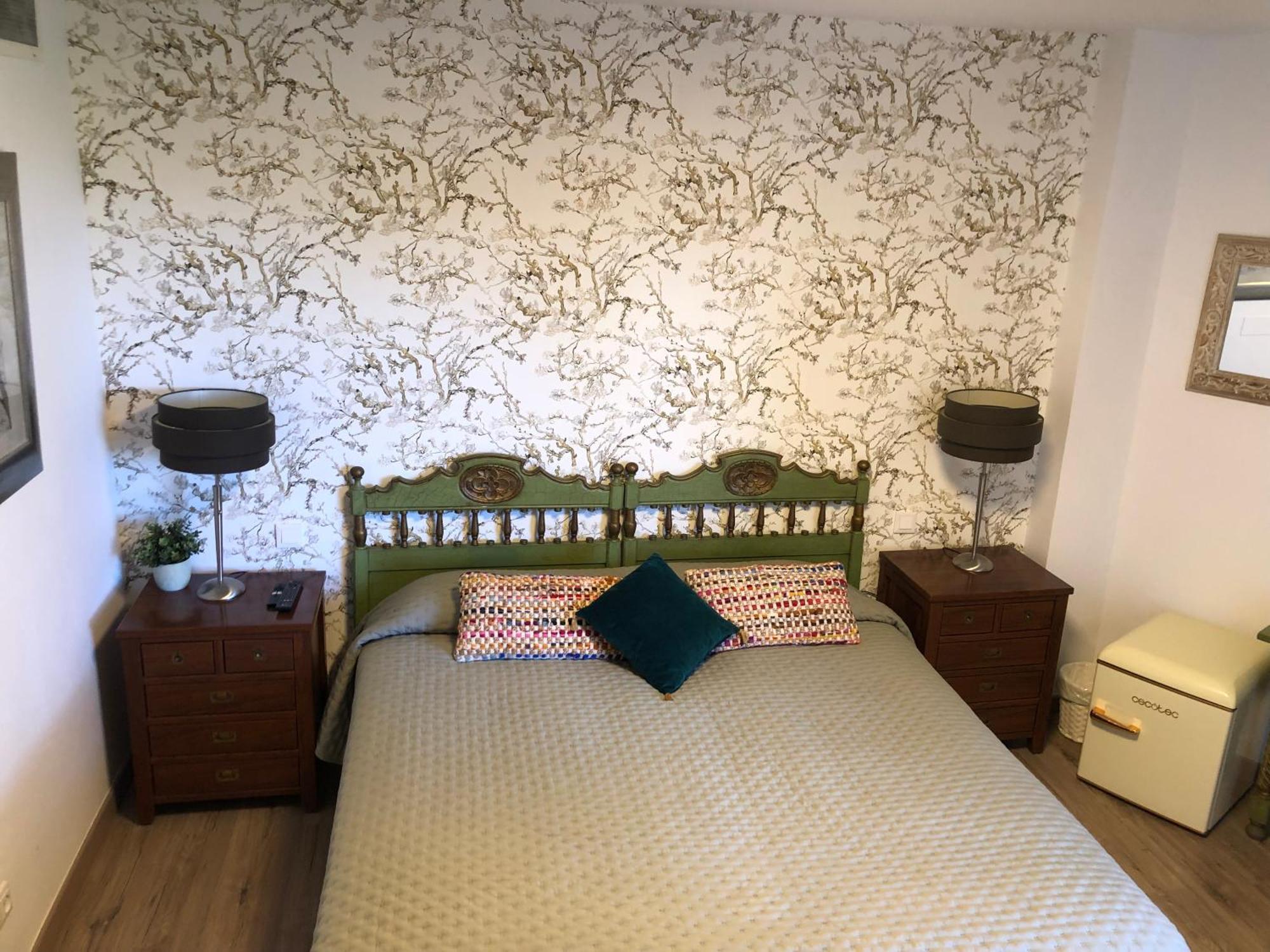 Deluxe Con Bano Privado En Atalaya Apartagolf, Hospedagem domiciliar Estepona