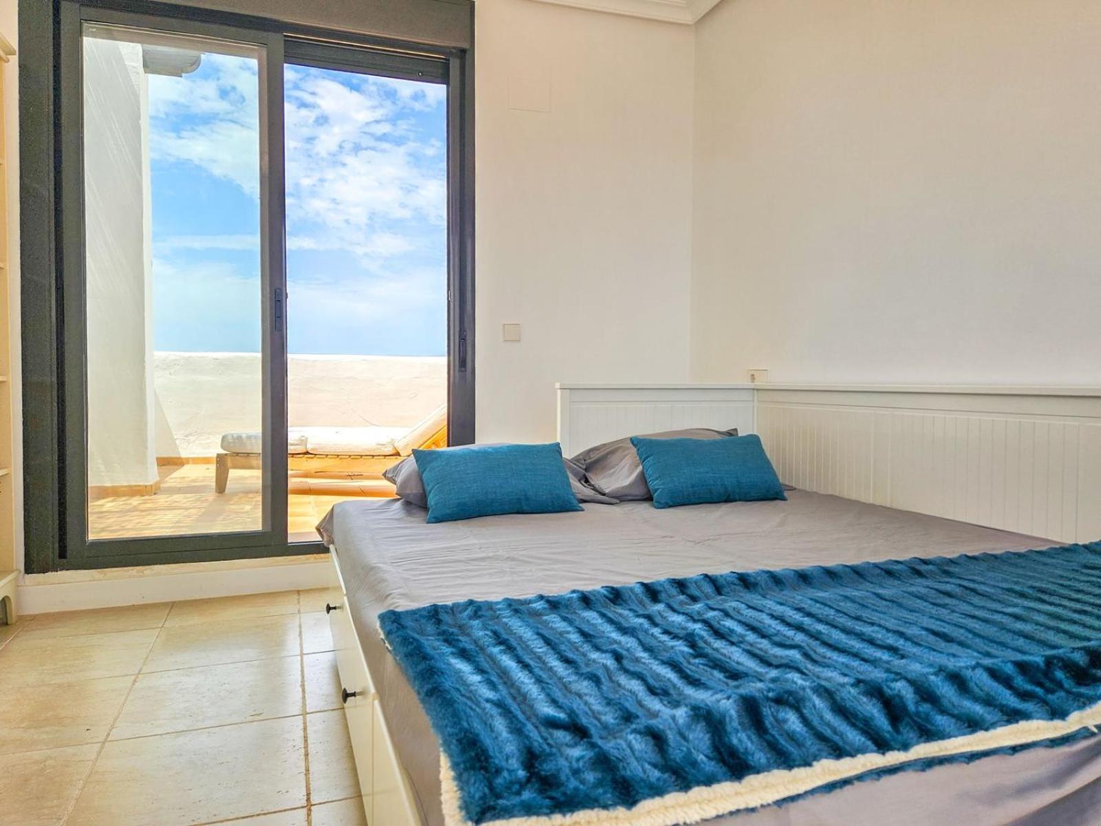 W Esteponie Z Niesamowitymi Widokami Na Gibraltar I Gore La Concha Apartment Estepona
