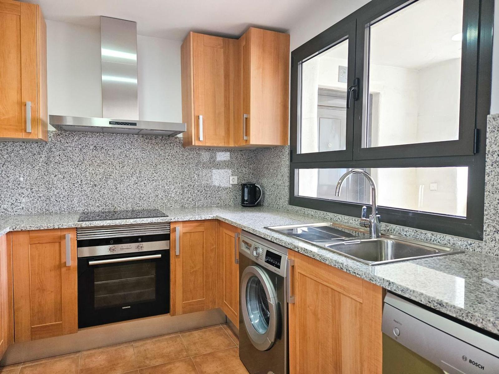 W Esteponie Z Niesamowitymi Widokami Na Gibraltar I Gore La Concha Apartment