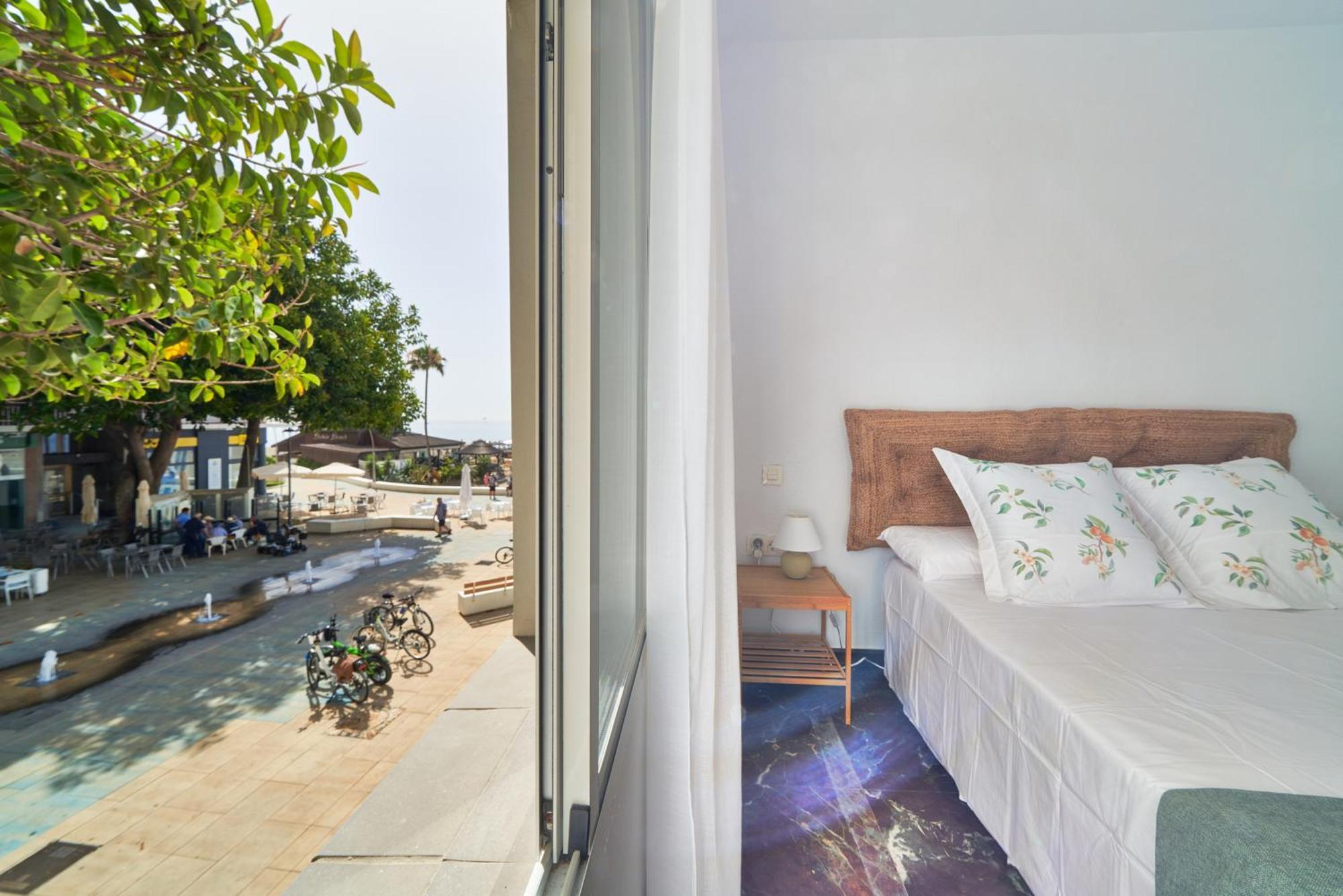 Estepona Beach Apartment Apartment