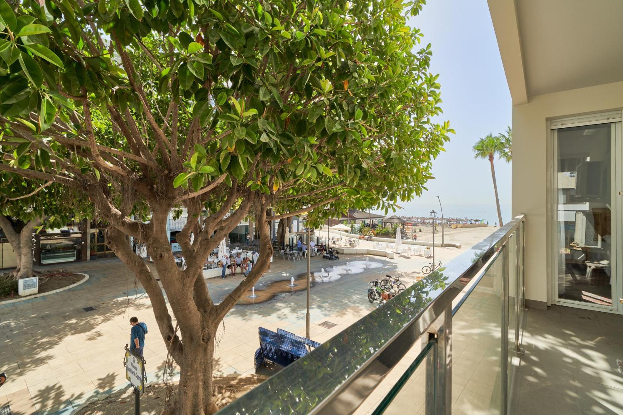 Estepona Beach Apartment Apartment