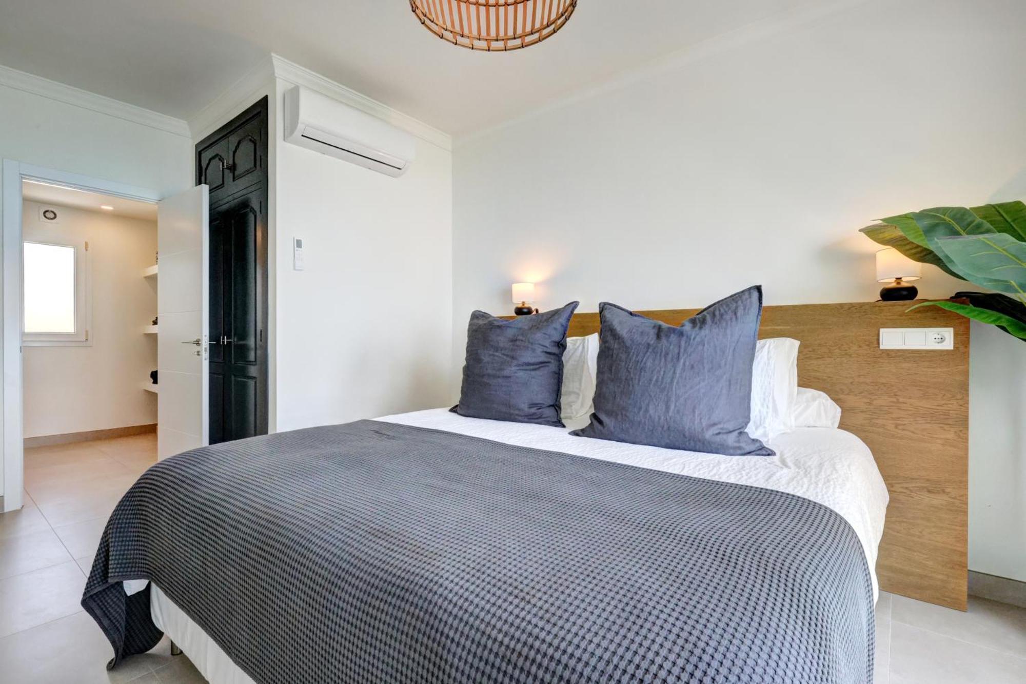 Penthouse Belisimo - Gerenoveerd Met Balkon & Zeezicht * Estepona