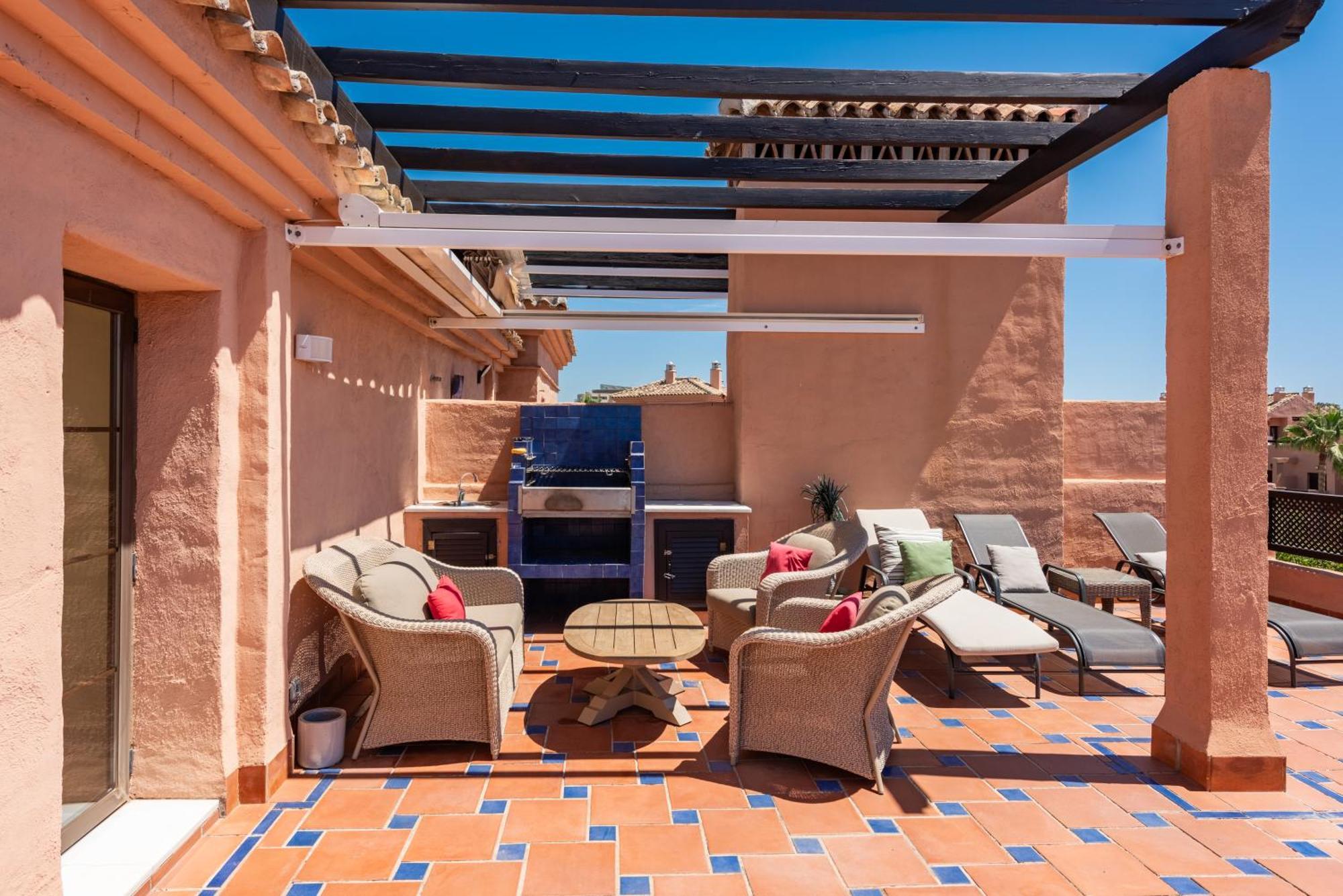 Flamenco Rose Apartment Estepona
