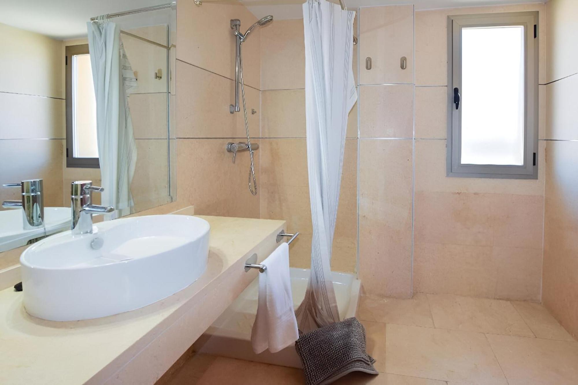 Apartment First Class La Resina Golf & Sea, *