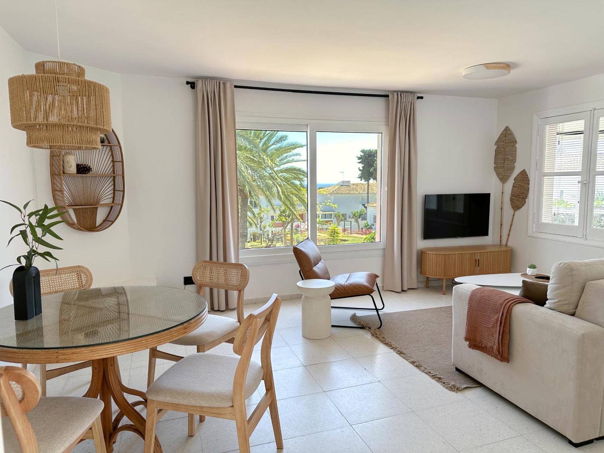 La Brisa Del Paraiso - Sea View Rooftop Terrace Apartment Estepona
