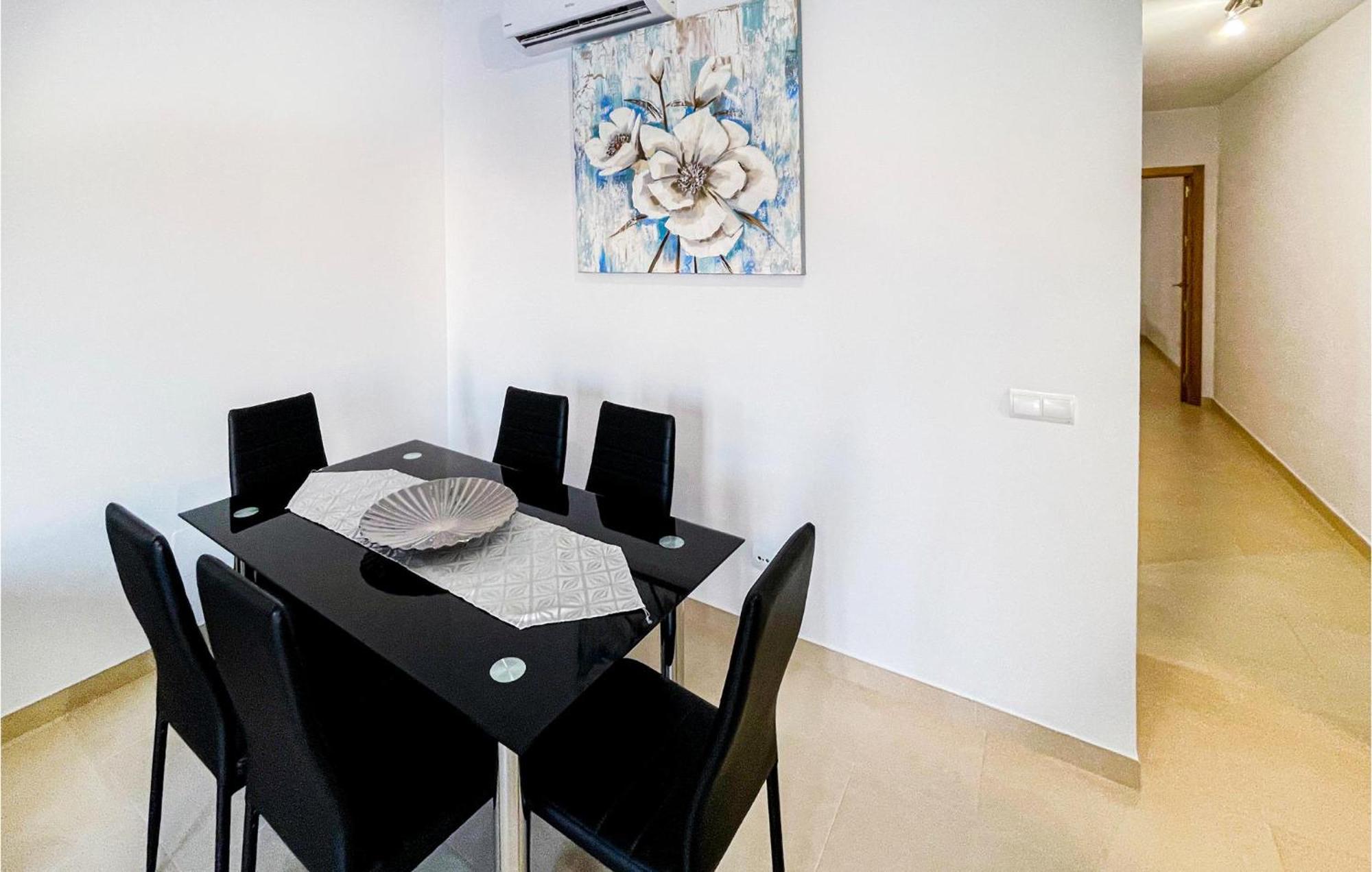 Gorgeous In With Kitchen Apartment *