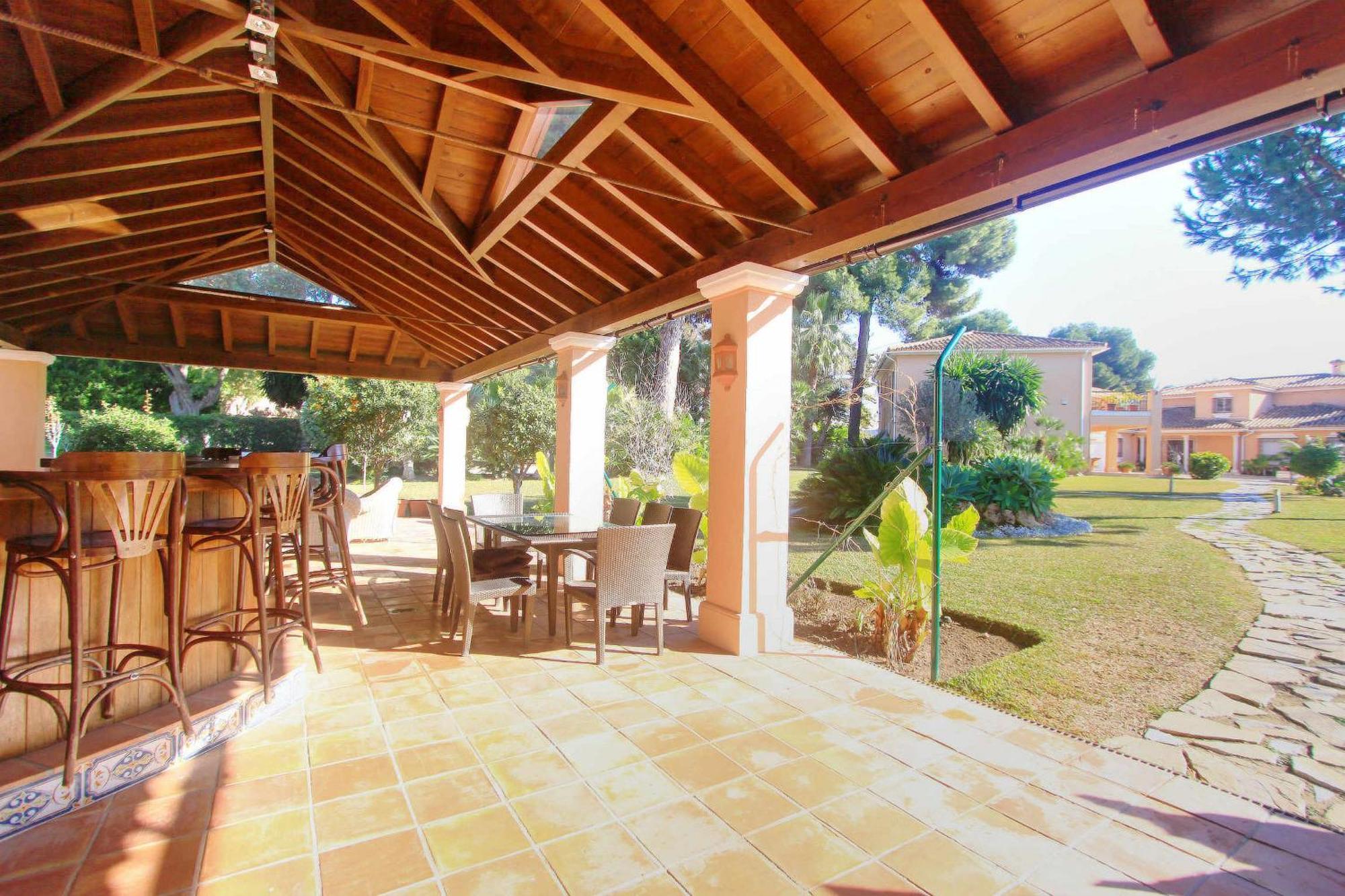 1072 Beachfront El Paraiso Retreat With Pool & Bbq *