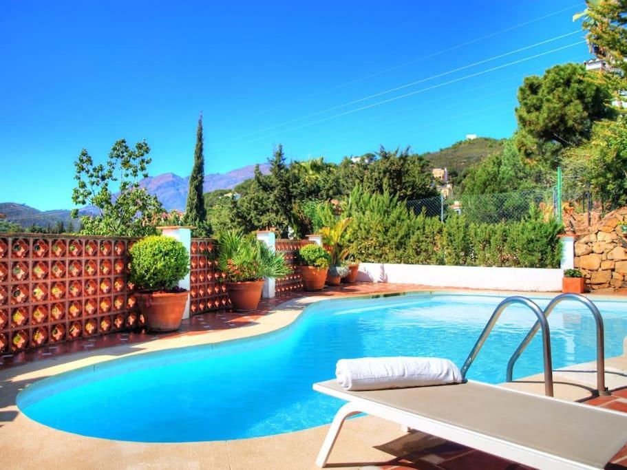 4 Bed Private Pool Bermeja Villa *