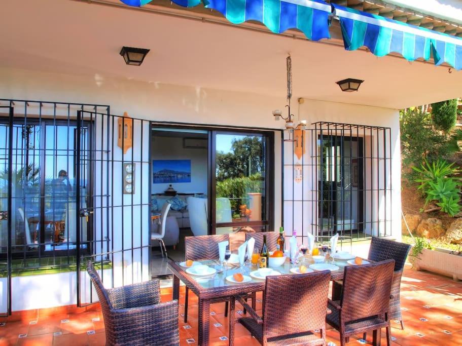 4 Bed Private Pool Bermeja Villa Estepona