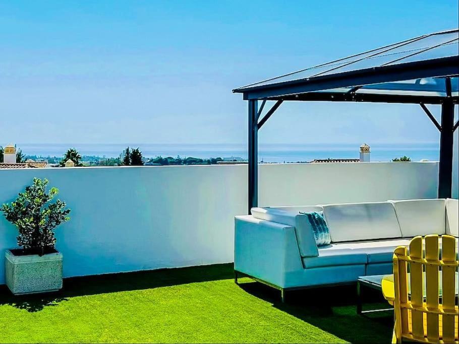 Oceanview Luxury Penthouse *