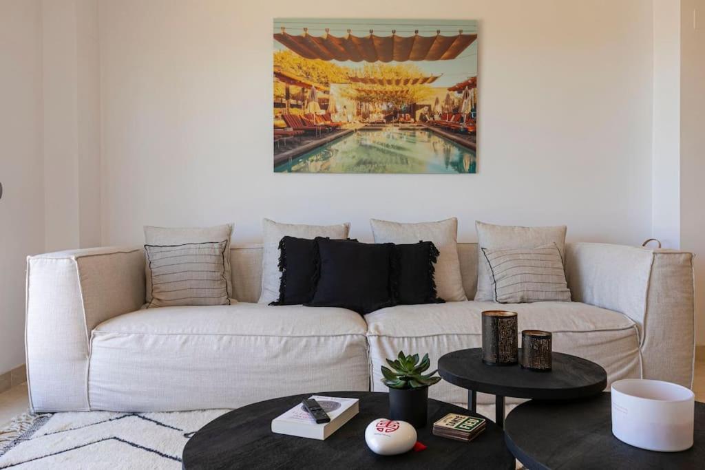 Apartment Idyllic Penthouse With Sea View In Benahavis