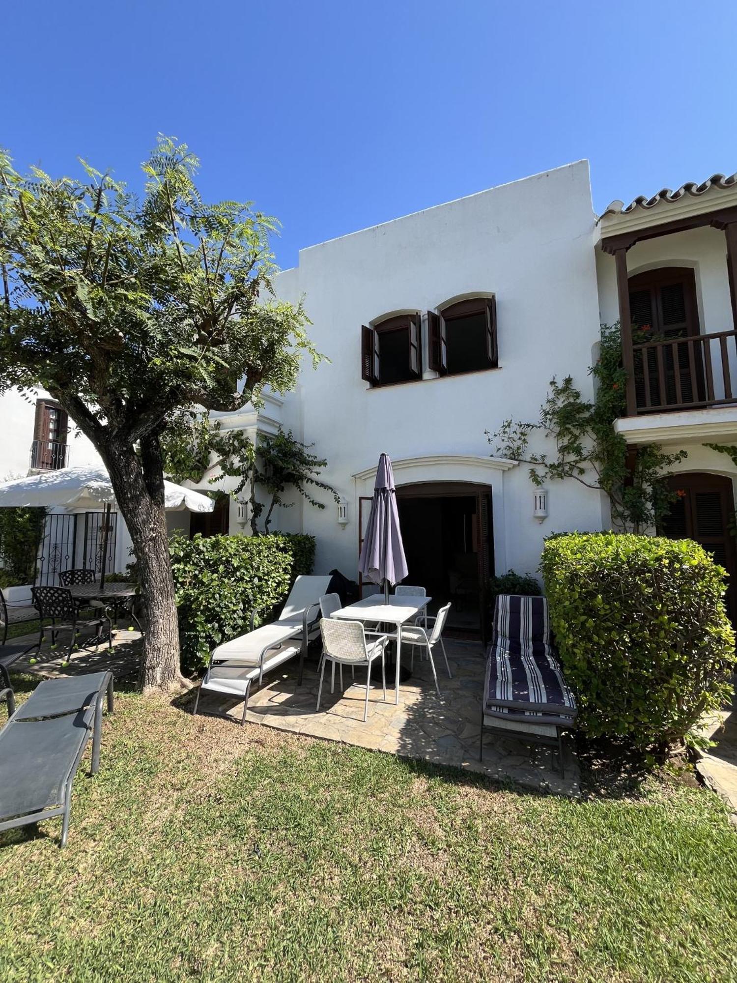 - Playa - 2 Con Jardin Y Acceso Directo A La Piscina Is15 * Estepona