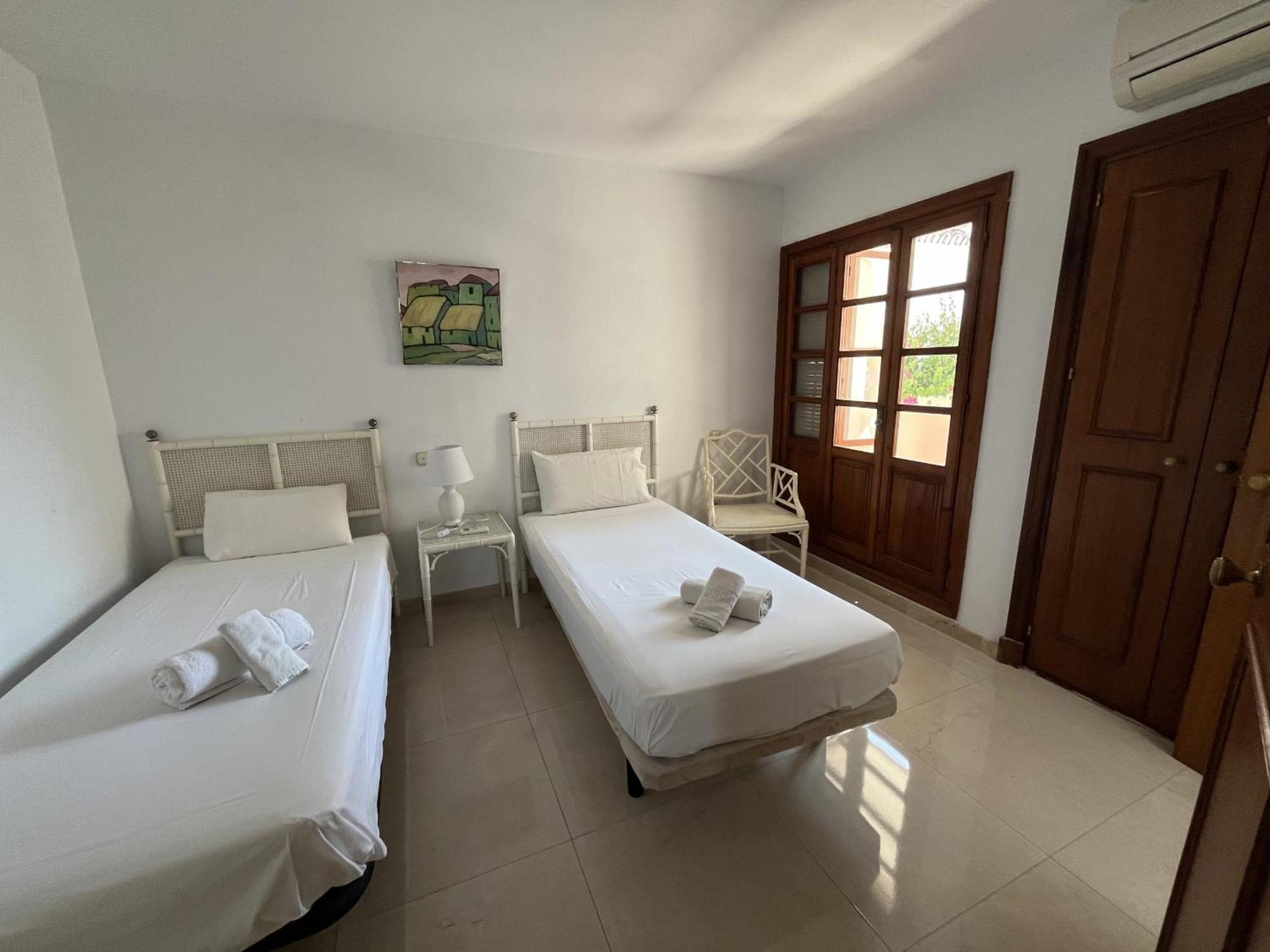 - Playa - 2 Con Jardin Y Acceso Directo A La Piscina Is15 *