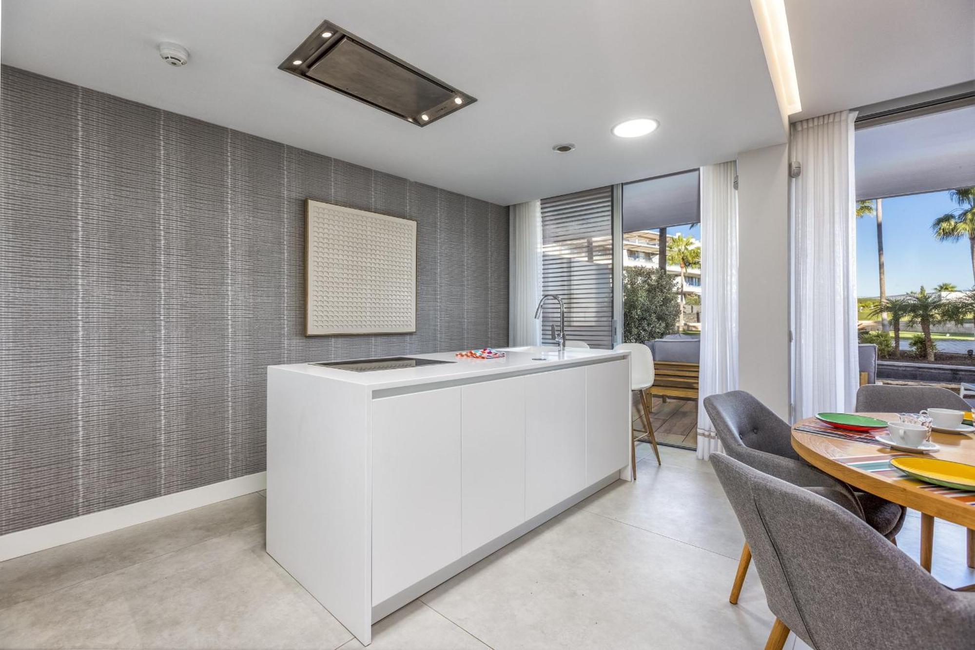 Vivi Homes - Alessio Pool, Sauna, Spa, Gym & Appartement *