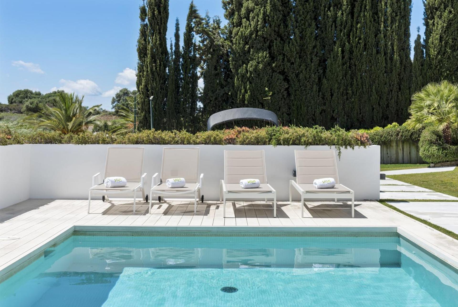 Vivi Homes -villa Carat Pool, Cinema, Golf & Terrace Estepona