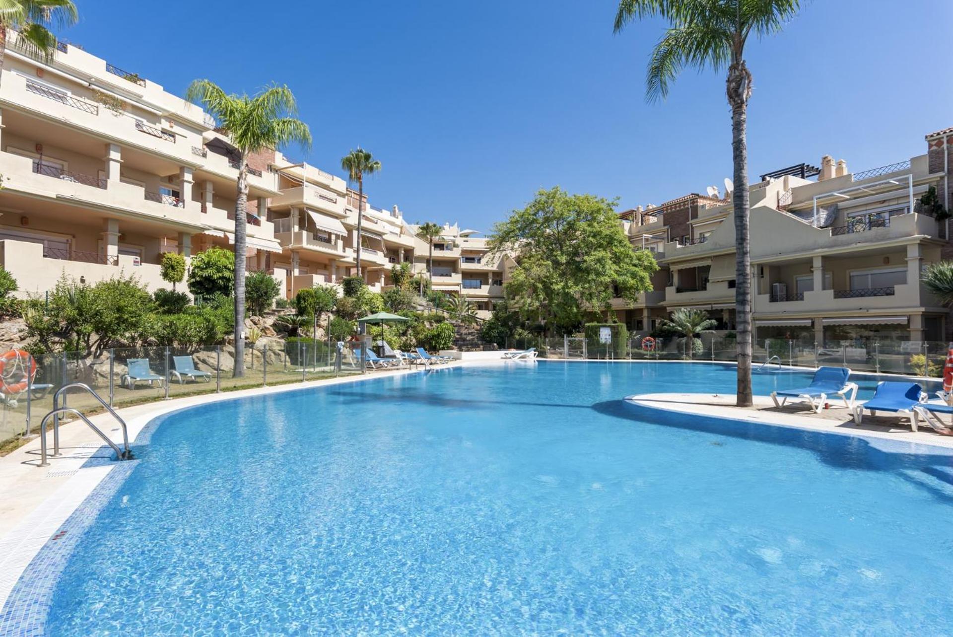 Vivi Homes - Toscana Luxury, Views, Pool & Terrace *