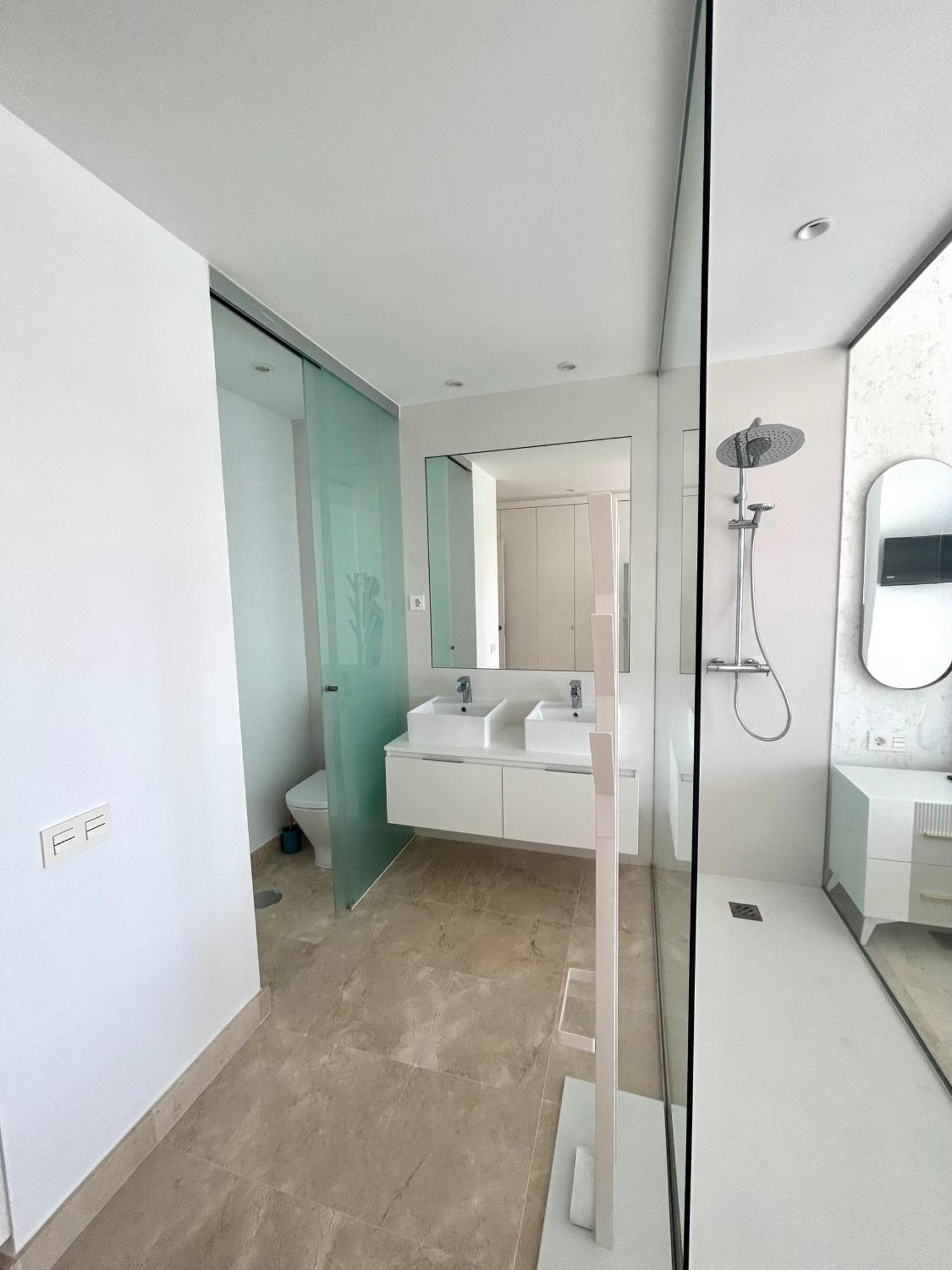 Luxury Sea View Penthouse Apartment