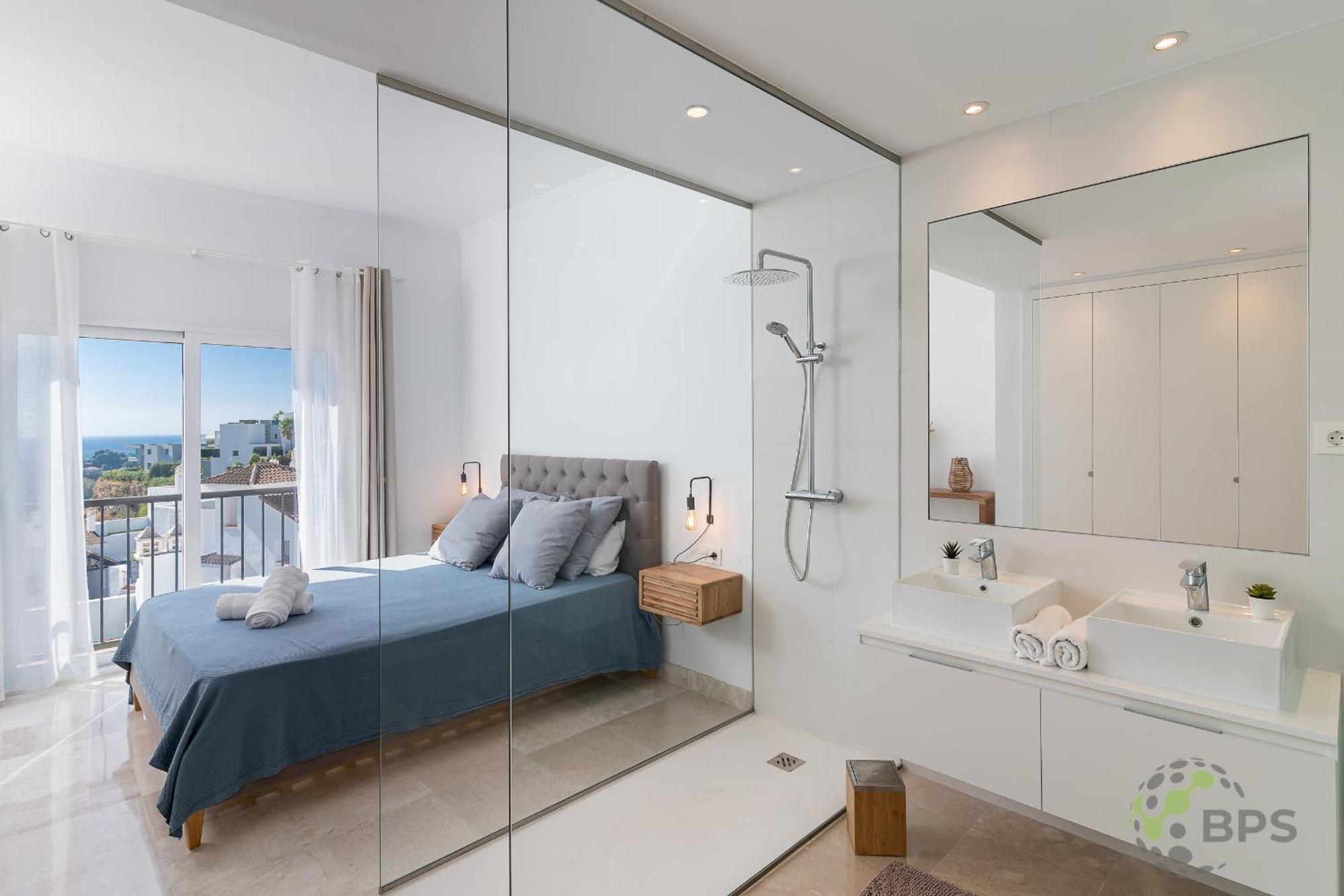 Luxurious-3-bed-penthouse-360-sea Views-263 Estepona