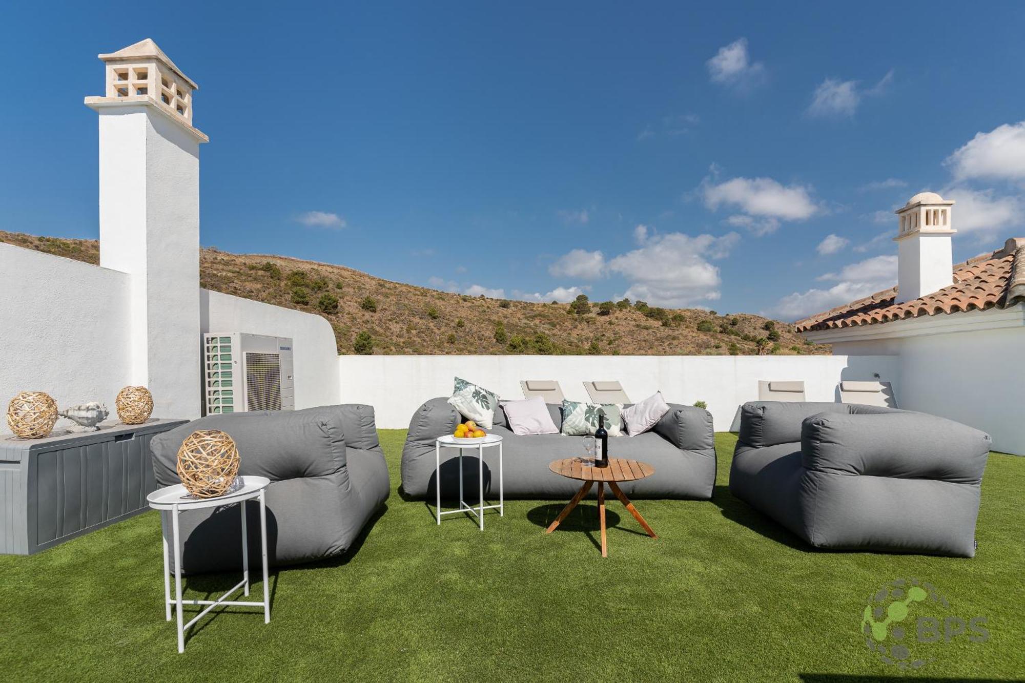 Apartment Luxurious-3-bed-penthouse-360-sea Views-263 Estepona