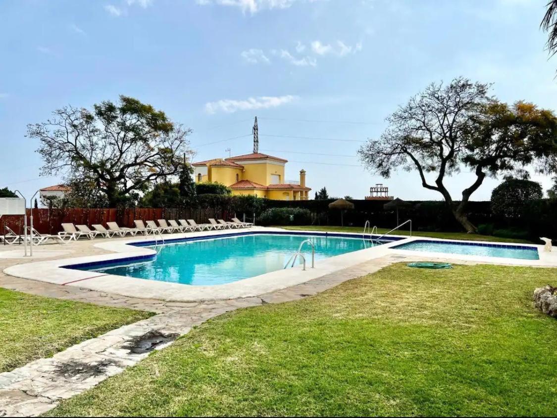 Apartamento Atalaya Aparta Golf *