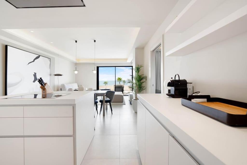 Brand New Luxury 2bd Velaya Beachfront Rdr442 Estepona