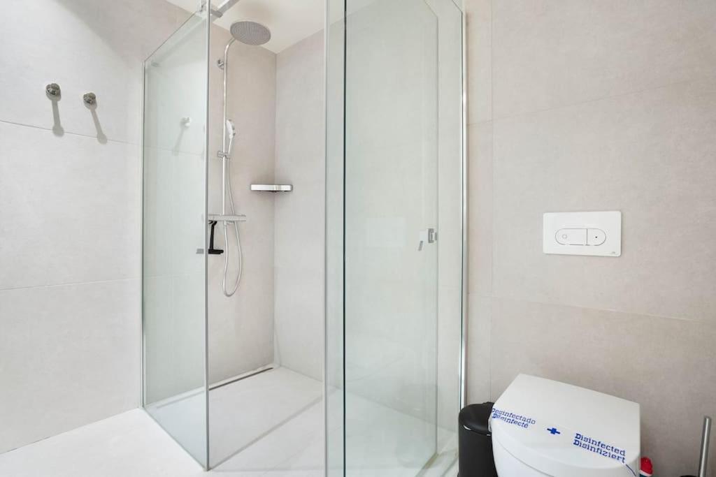 Brand New Luxury 2bd Velaya Beachfront Rdr442 *