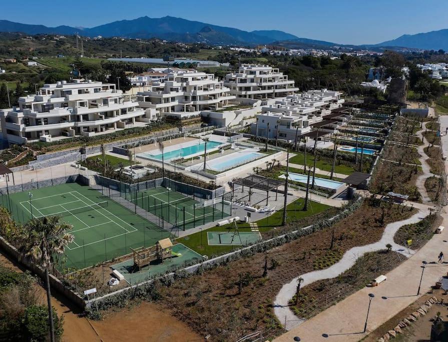 Brand New Luxury 2bd Velaya Beachfront Rdr442 Estepona